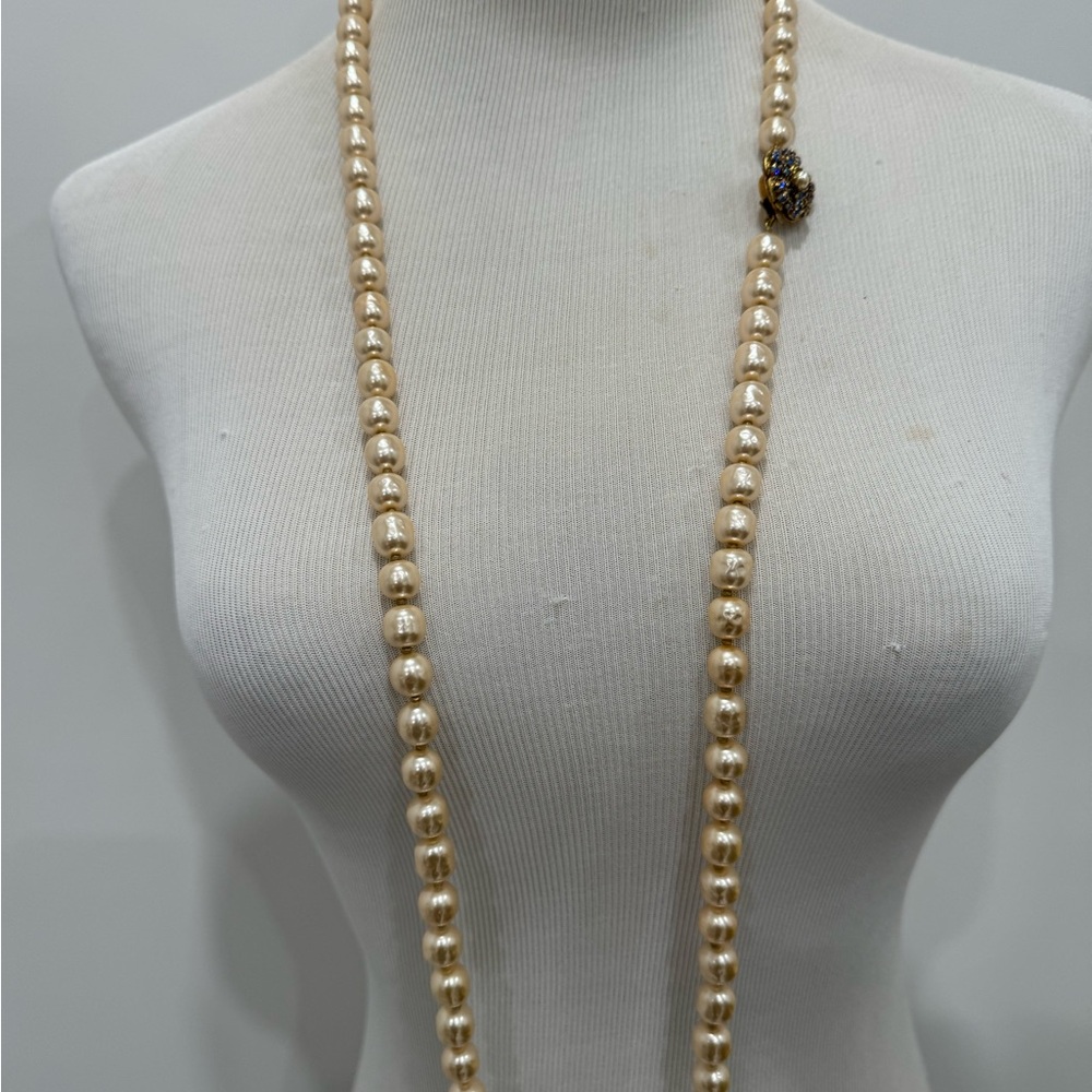 Sign Miriam Haskell Large Pearls Tiny Blue Rhines… - image 6